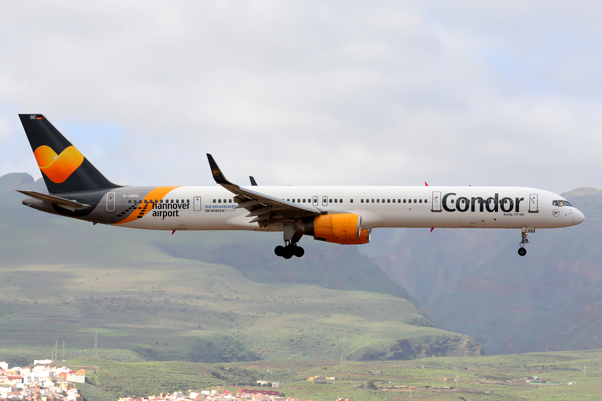 D-ABOC · Boeing 757-330 · (LPA / GCLP)