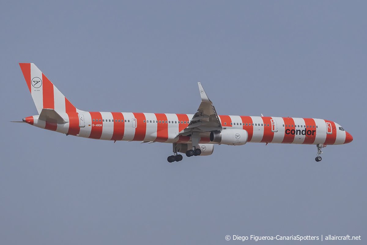 D-ABOM · Boeing 757-330(WL) · (LPA / GCLP)