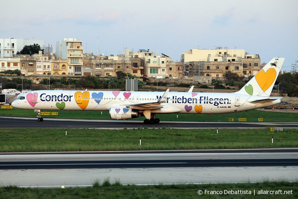 D-ABON · Boeing 757-330(WL) · (MLA / LMML)