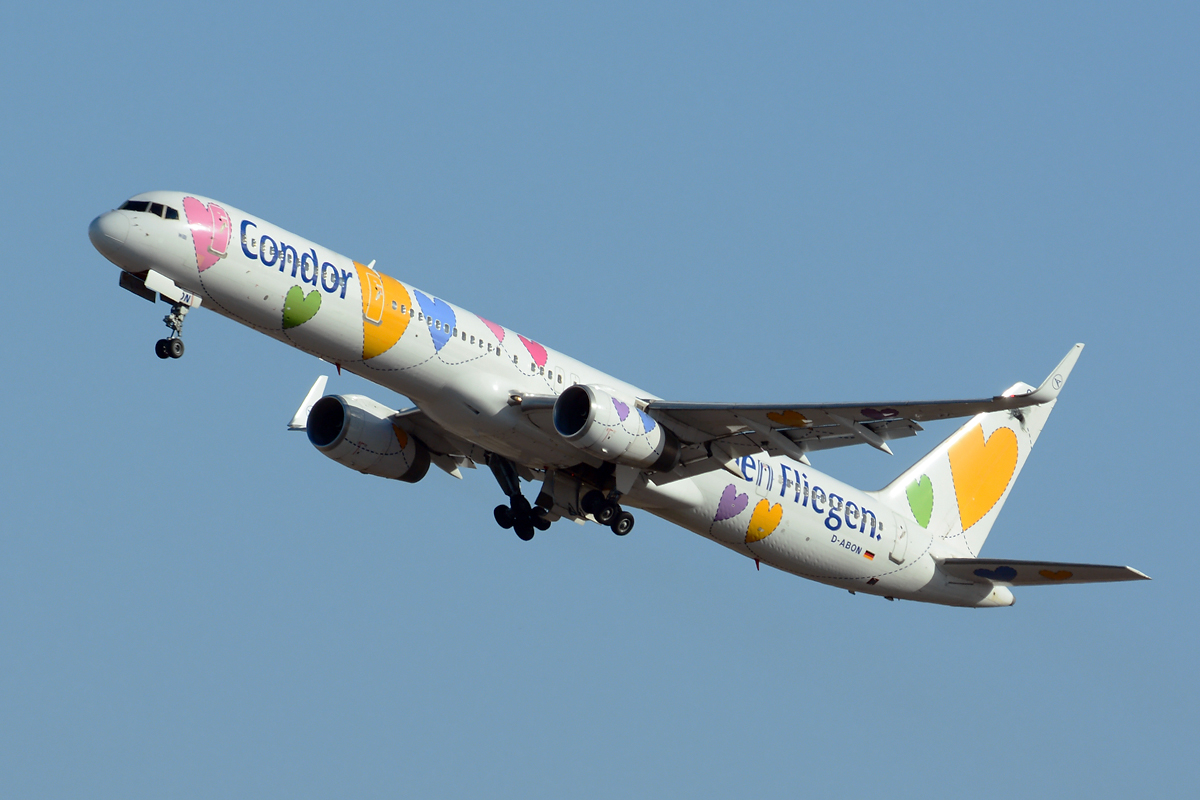 D-ABON · Boeing 757-330 · (LPA / GCLP)