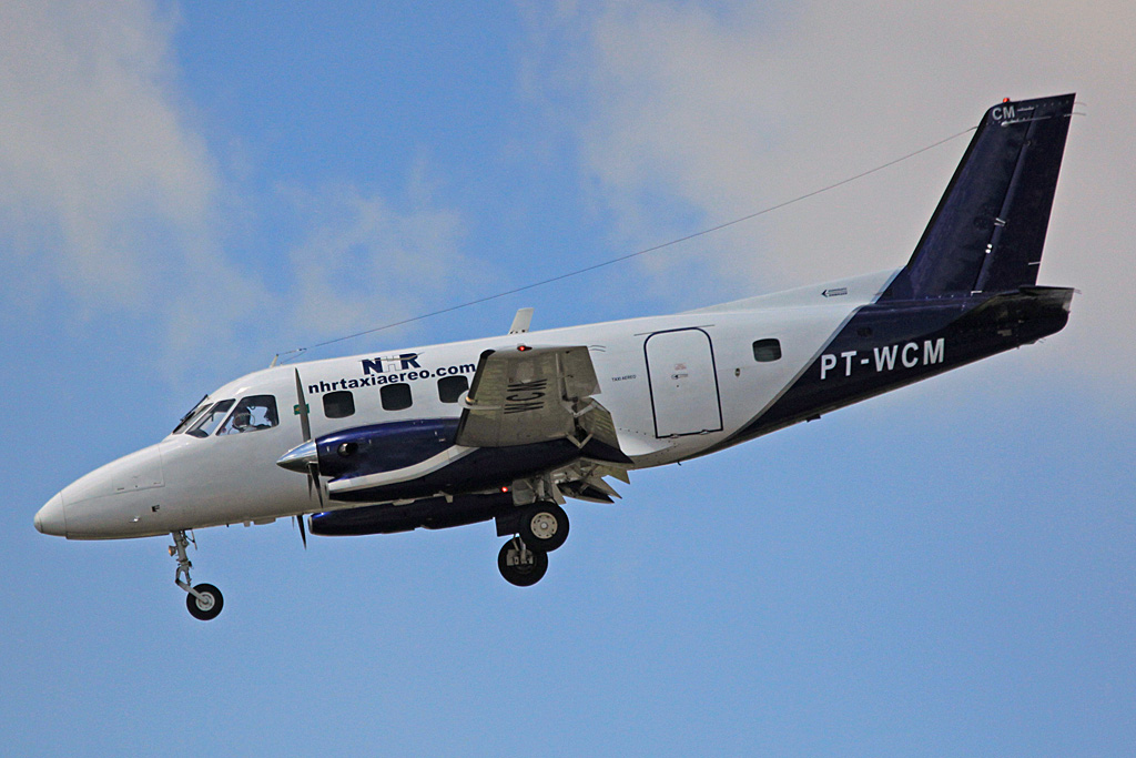 PT-WCM · Embraer EMB-110C Bandeirante · (GRU / SBGR)