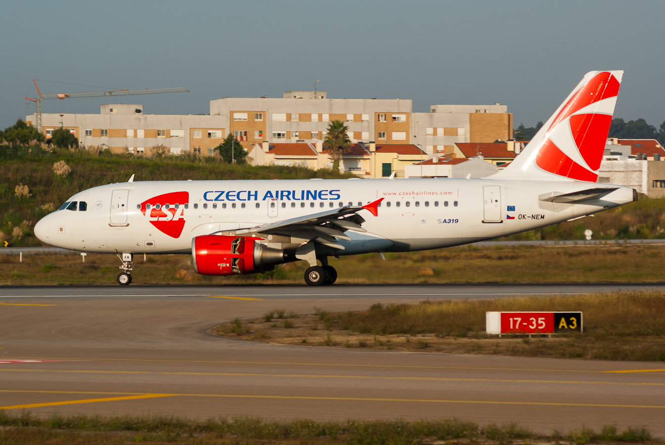 OK-NEM · Airbus A319-112 · (OPO / LPPR)