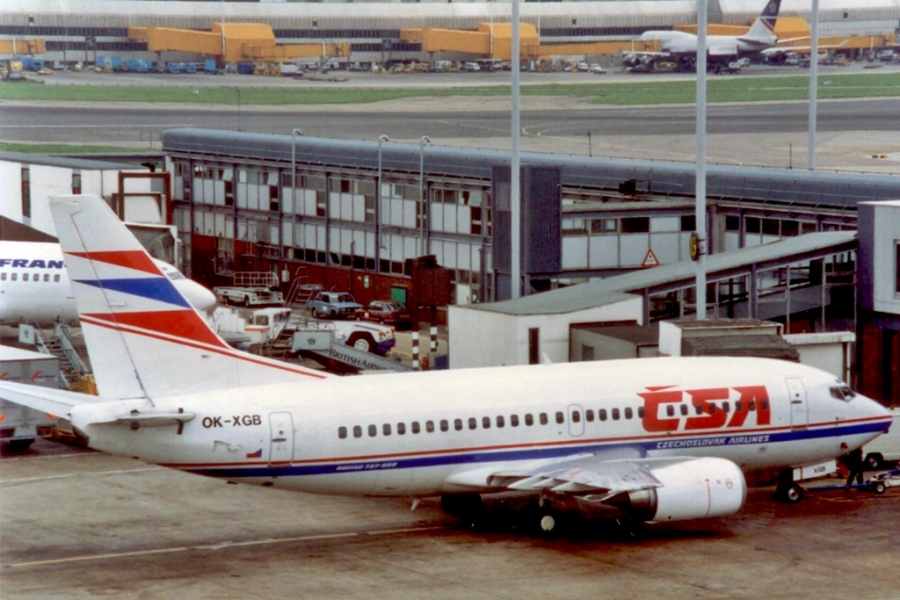 OK-XGB · Boeing 737-55S · (LHR / EGLL)