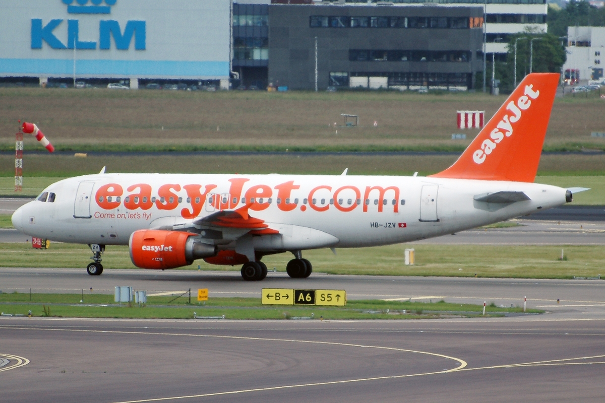 HB-JZV · Airbus A319-111 · (AMS / EHAM)