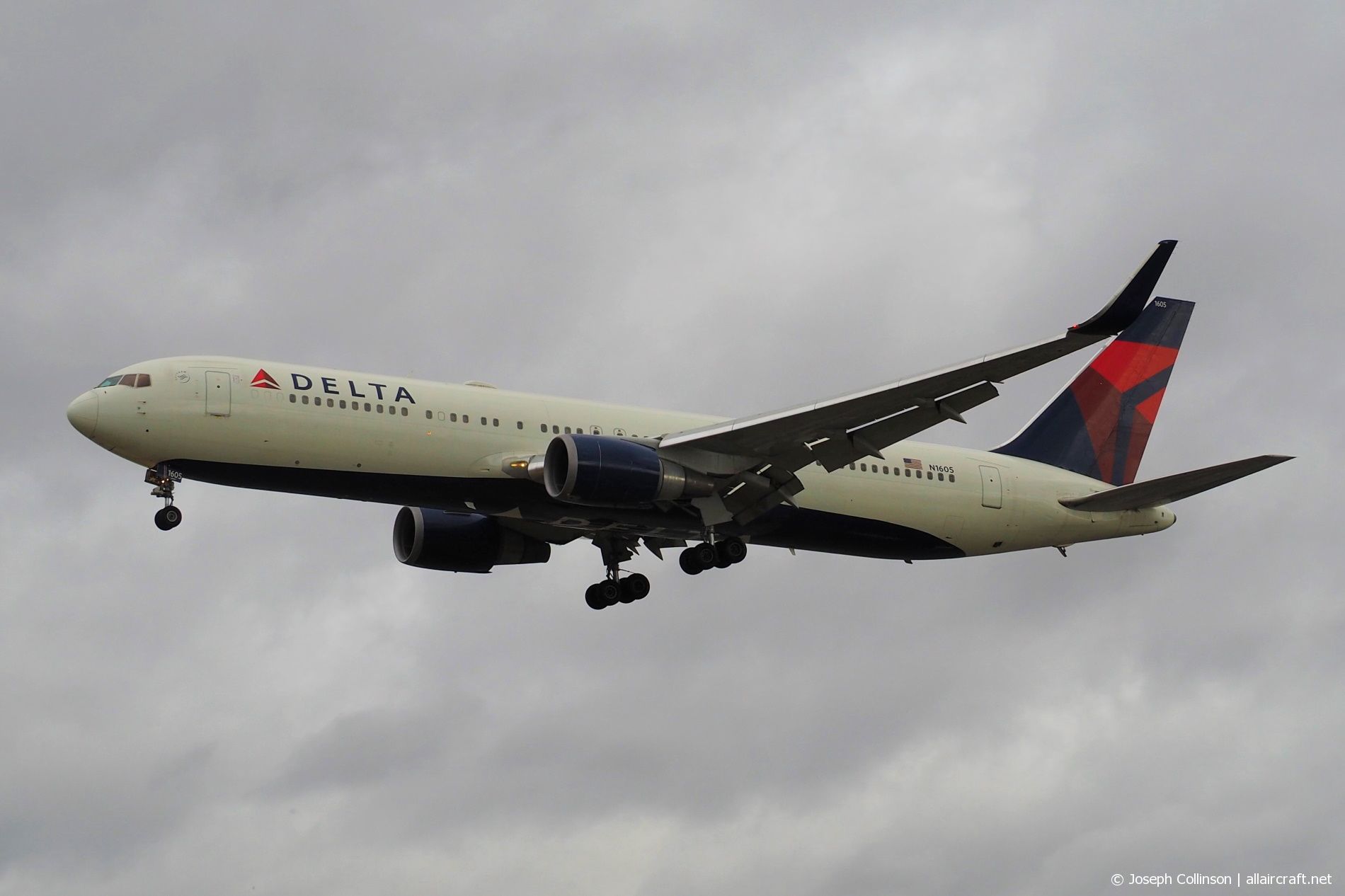 N1605 · Boeing 767-332/ER(WL) · (LHR / EGLL)