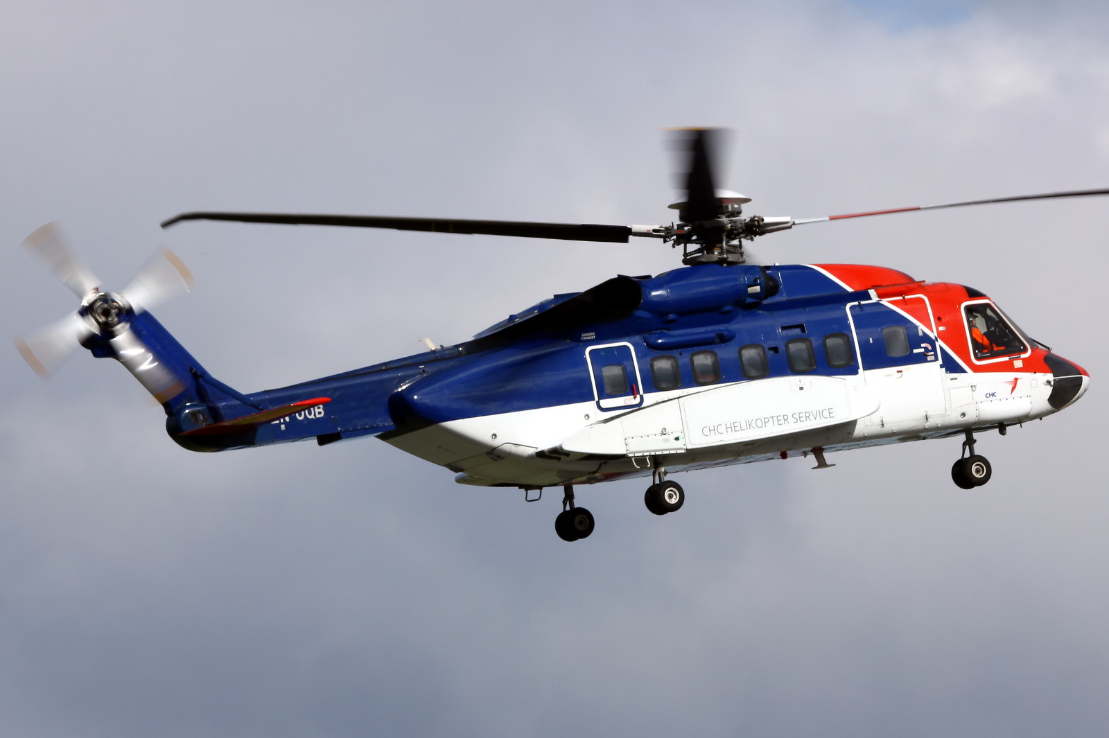 LN-OQB · Sikorsky S-92A · (SVG / ENZV)