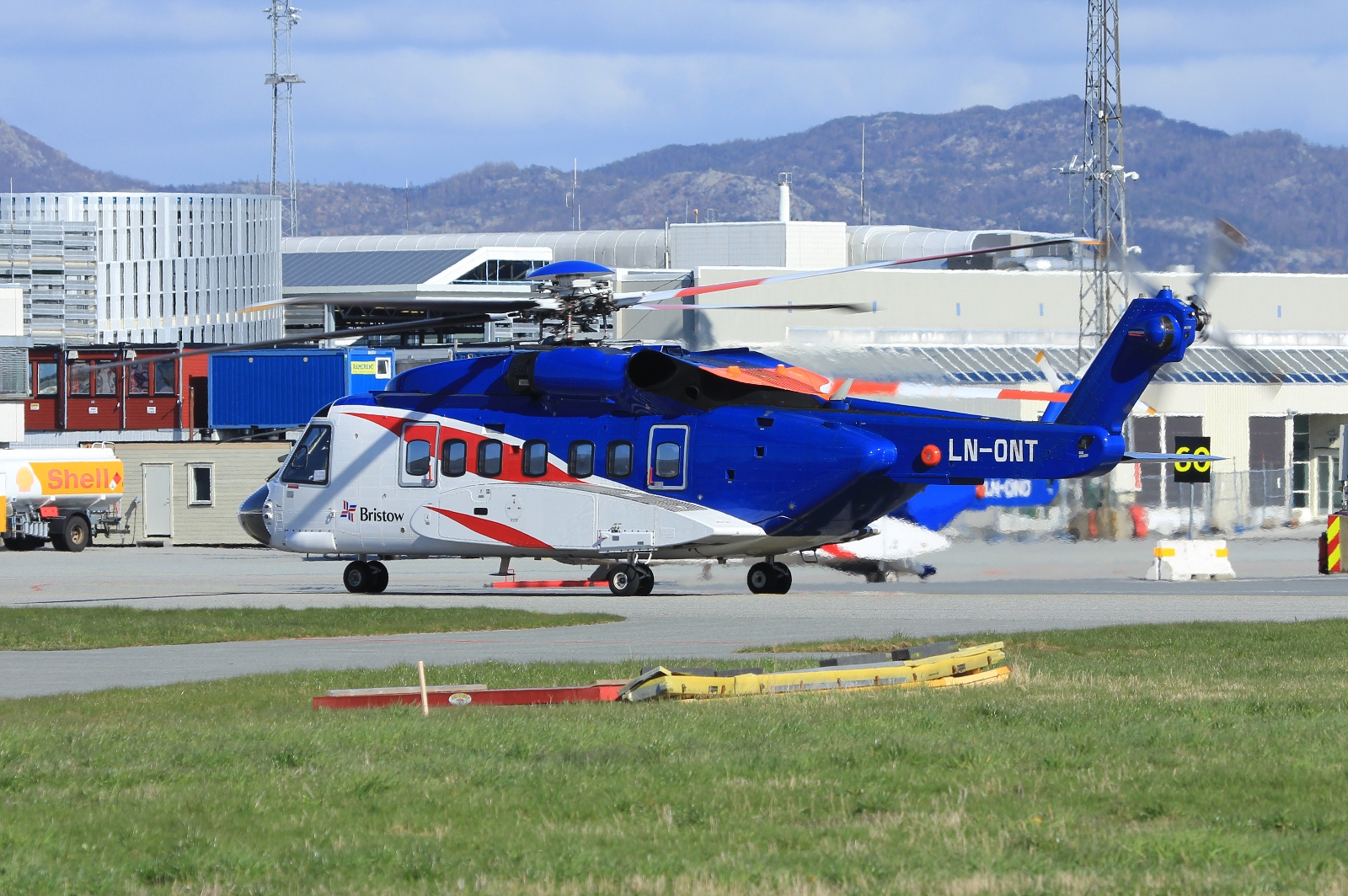 LN-ONT · Sikorsky S-92A · (SVG / ENZV)