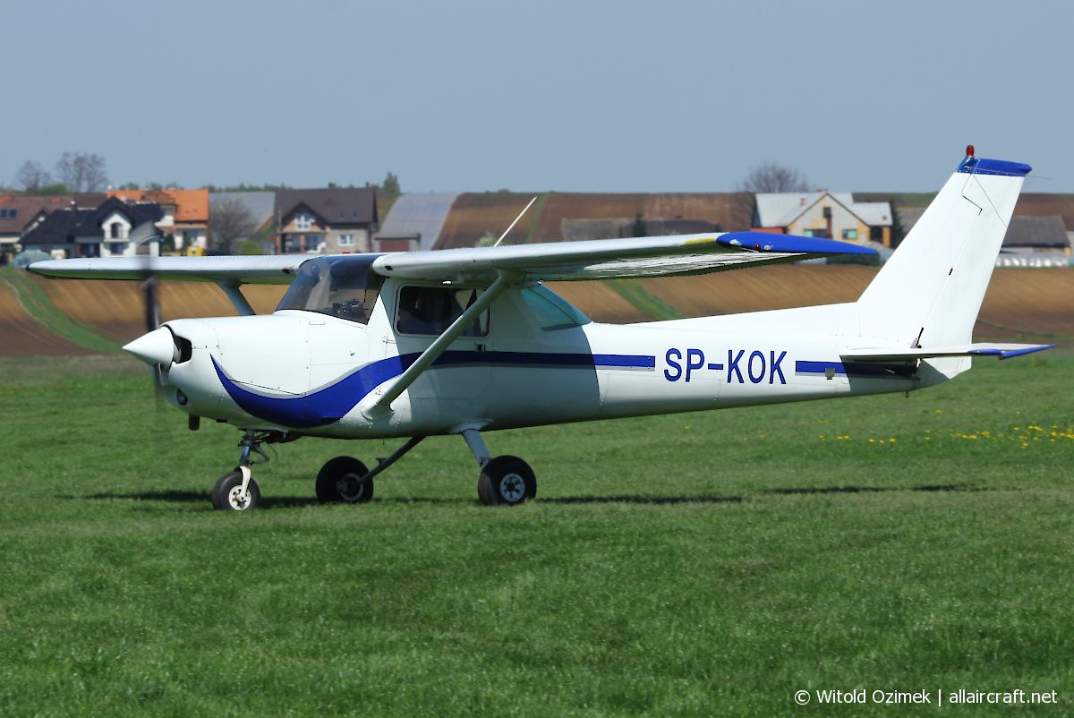 SP-KOK · Cessna 152 · (EPKP)