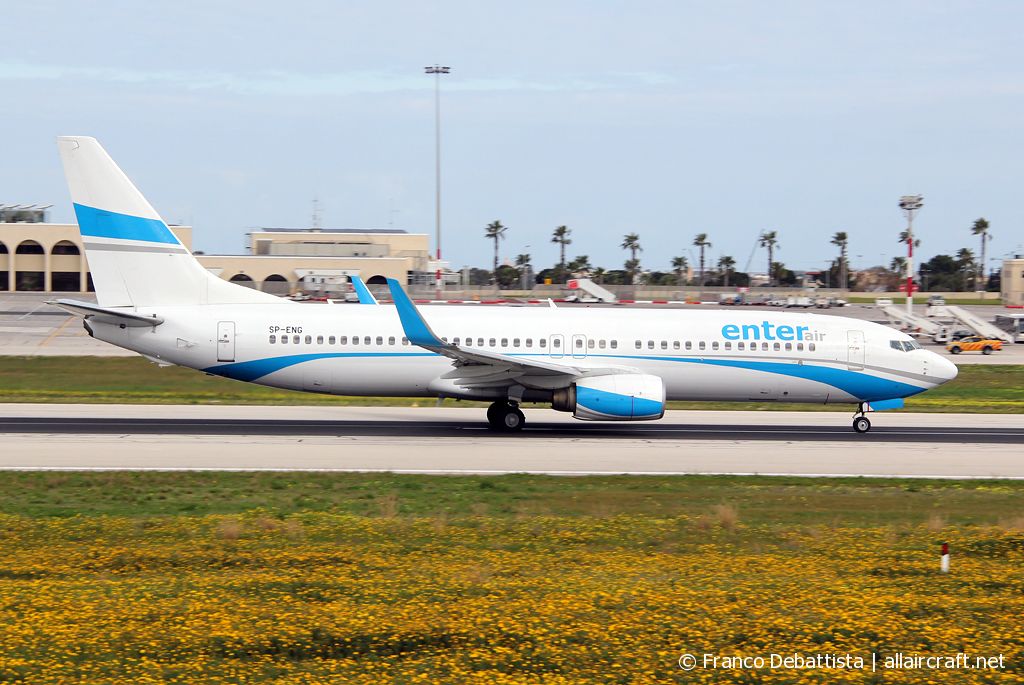 SP-ENG · Boeing 737-8CX(WL) · (MLA / LMML)