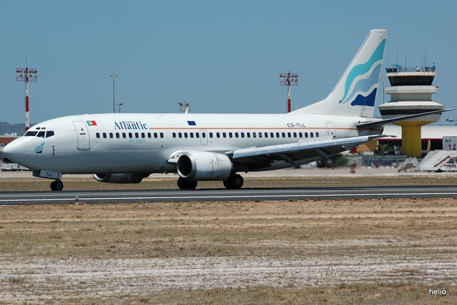 CS-TLL · Boeing 737-3K9 · (FAO / LPFR)