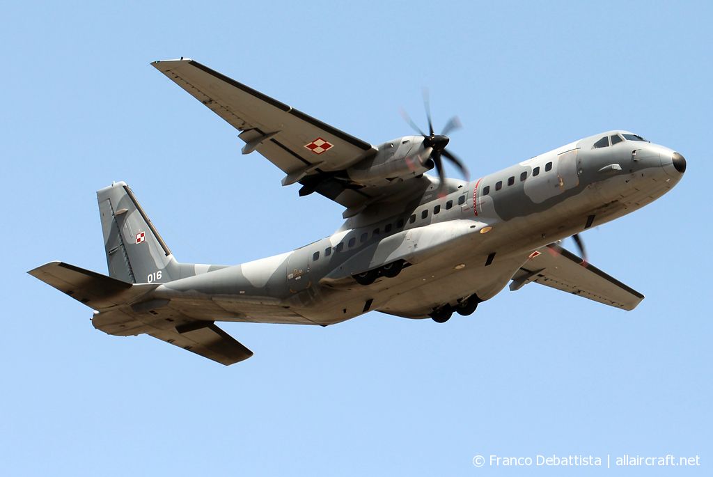 016 · CASA C-295M · (MLA / LMML)