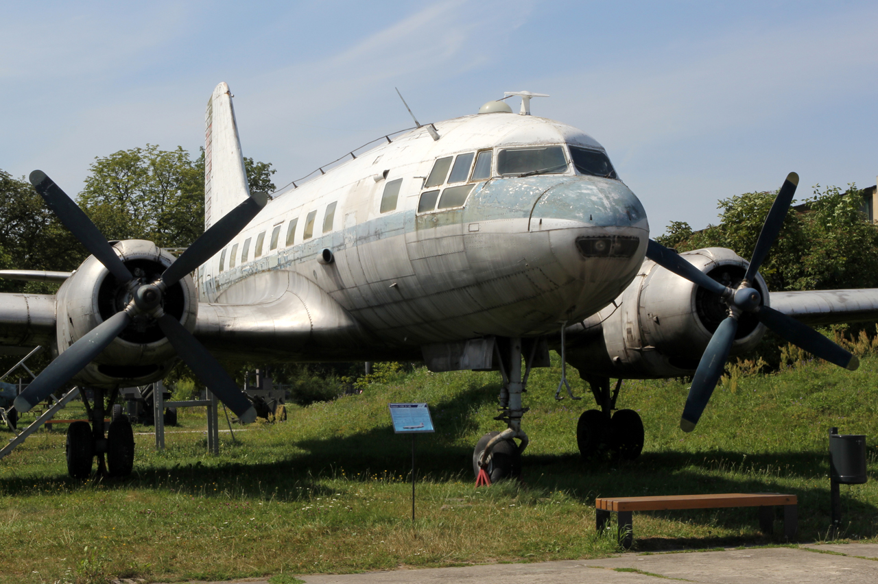 3078 · Ilyushin Il-14S · (EPKC)