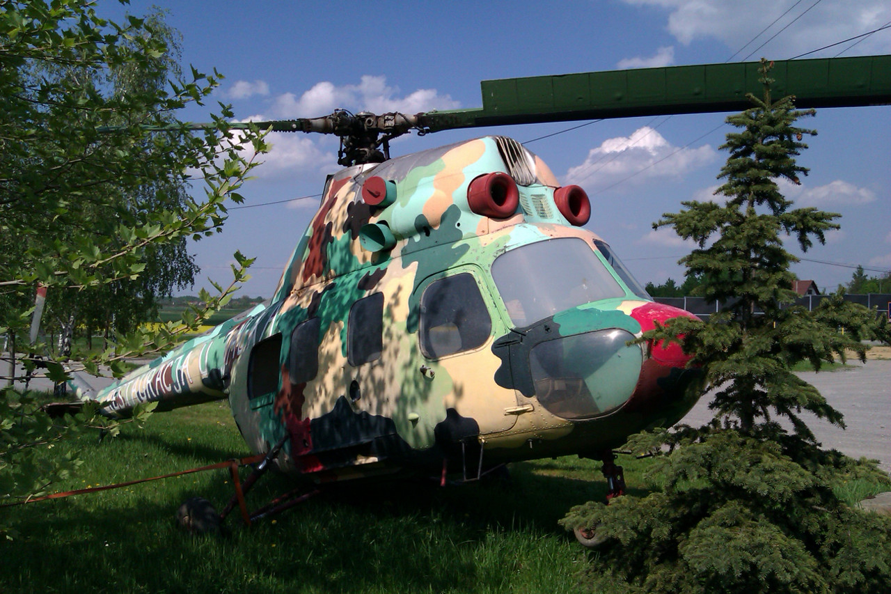 4720 · Mil Mi-2T · -