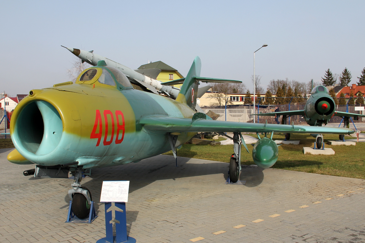 408 · PZL-Mielec Lim-5 · (EPDE)