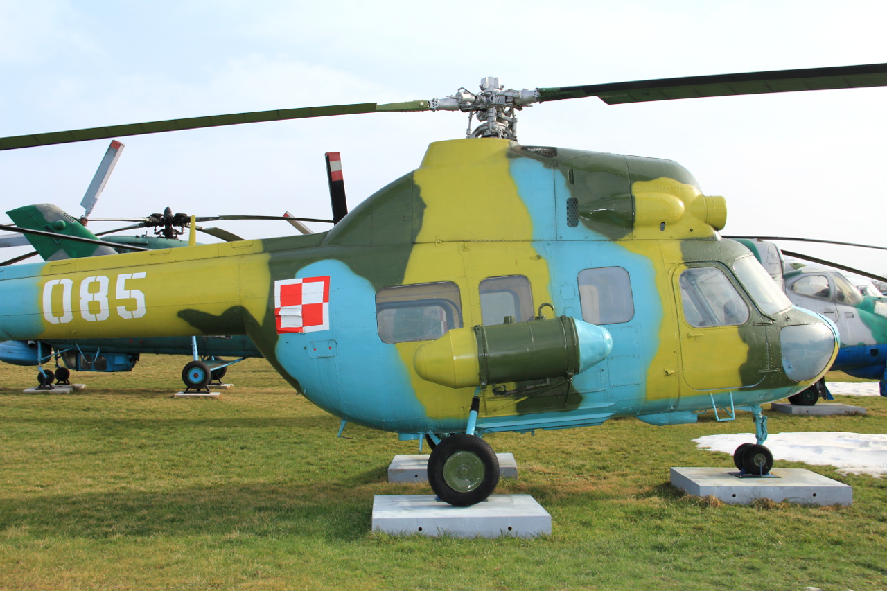 085 · Mil (PZL-Swidnik) Mi-2 · (EPDE)
