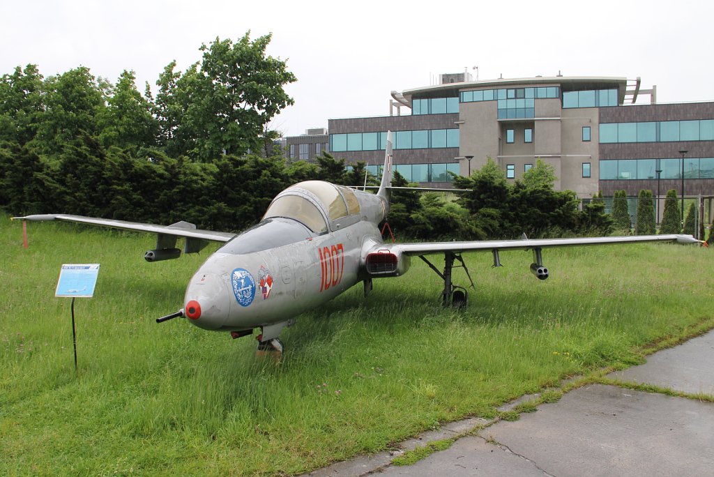 1007 · PZL-Mielec TS-11 Iskra bis B · (EKPC)