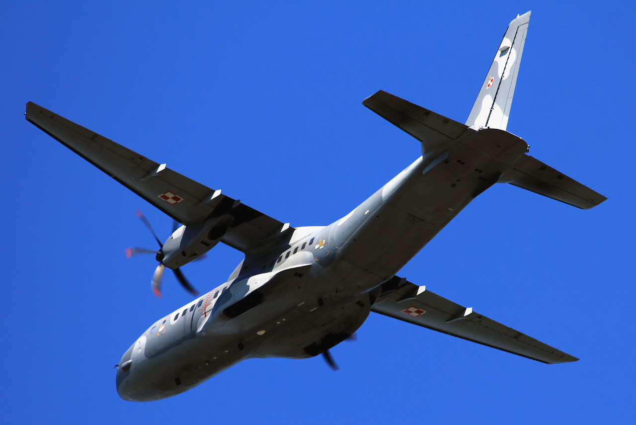 011 · CASA C-295M · (KRK / EPKK)