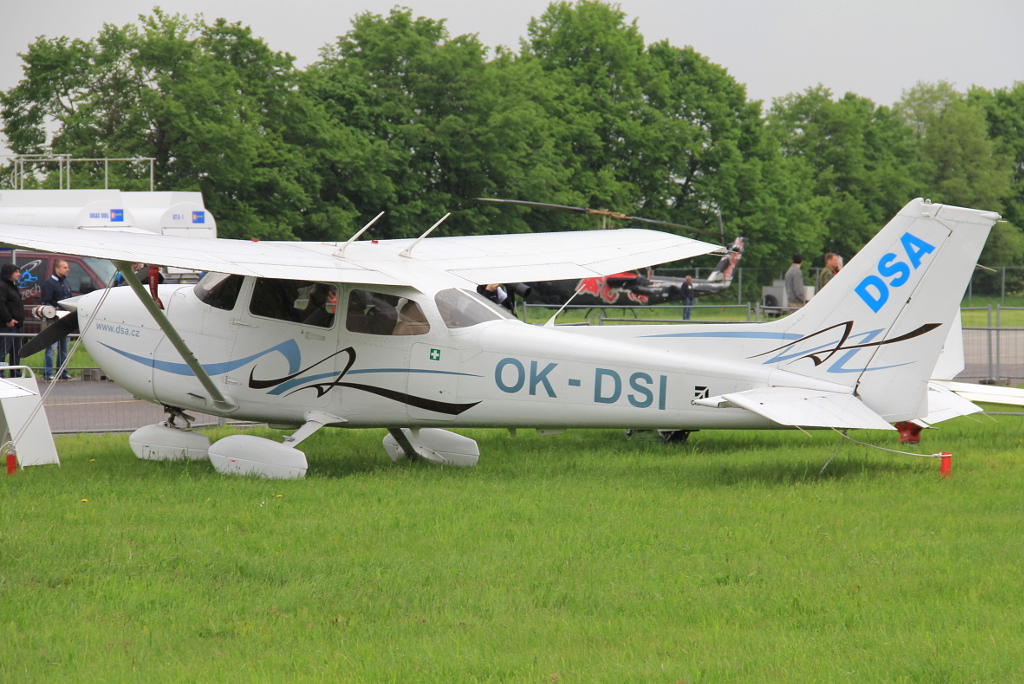 OK-DSI · Cessna 172S Skyhawk SP · (EHS / LKHK)