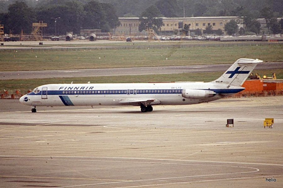 OH-LYZ · McDonnell Douglas DC-9-51 · (LGW / EGKK)