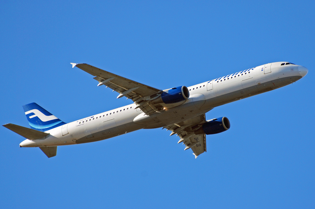 OH-LZC · Airbus A321-211 · (CPH / EKCH)