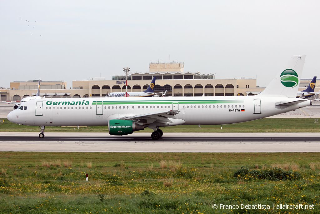 D-ASTW · Airbus A321-211 · (MLA / LMML)