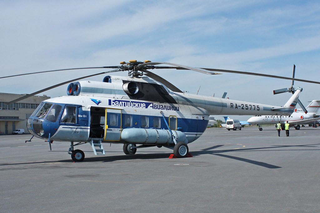 RA-25775 · Mil Mi-8P Hip · (LED / ULLI)