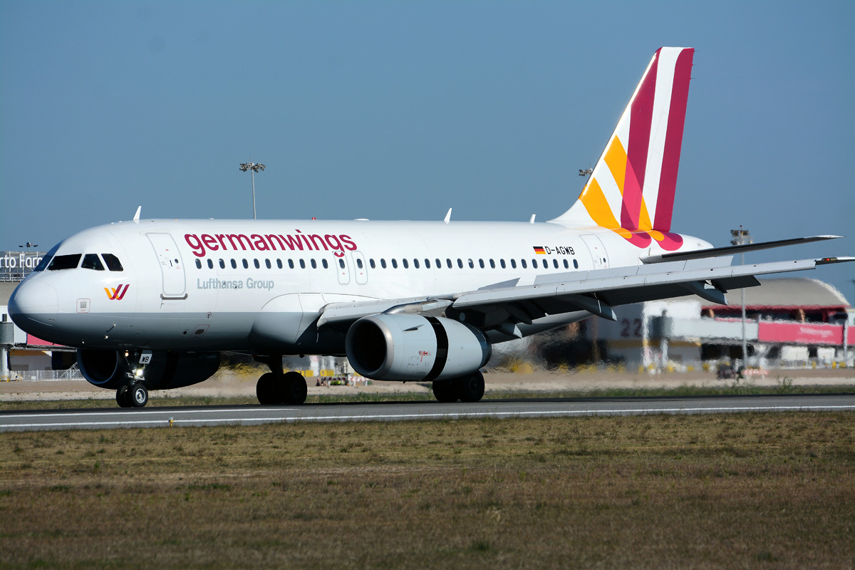 D-AGWB · Airbus A319-132 · (FAO / LPFR)
