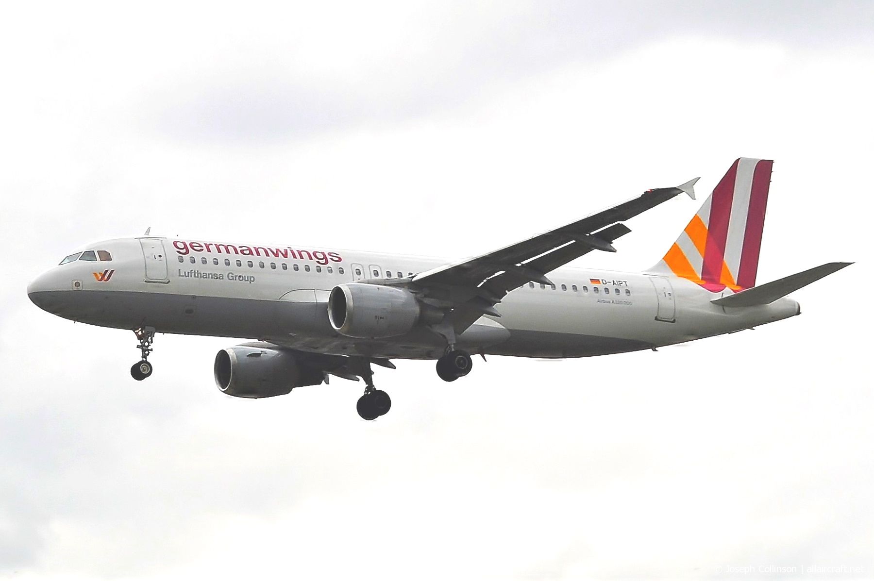 D-AIPT · Airbus A320-211 · (LHR / EGLL)