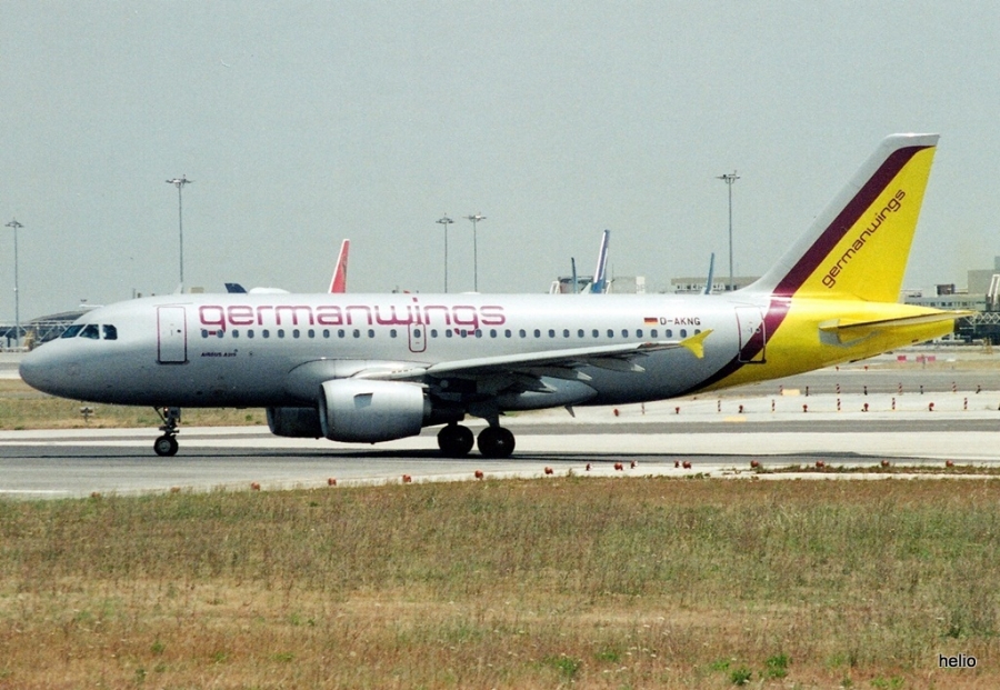 D-AKNG · Airbus A319-112 · (LIS / LPPT)