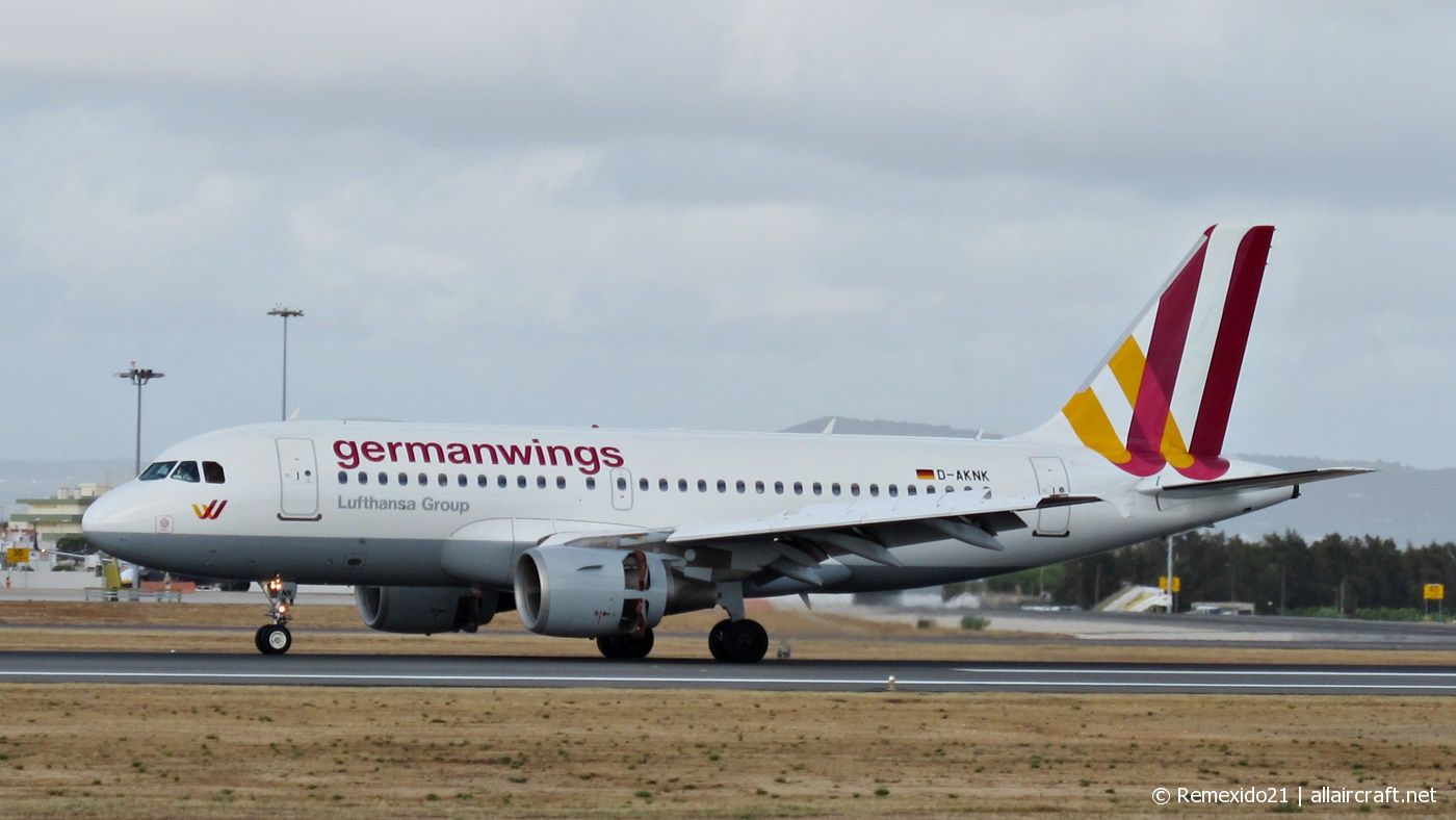 D-AKNK · Airbus A319-112 · (FAO / LPFR)
