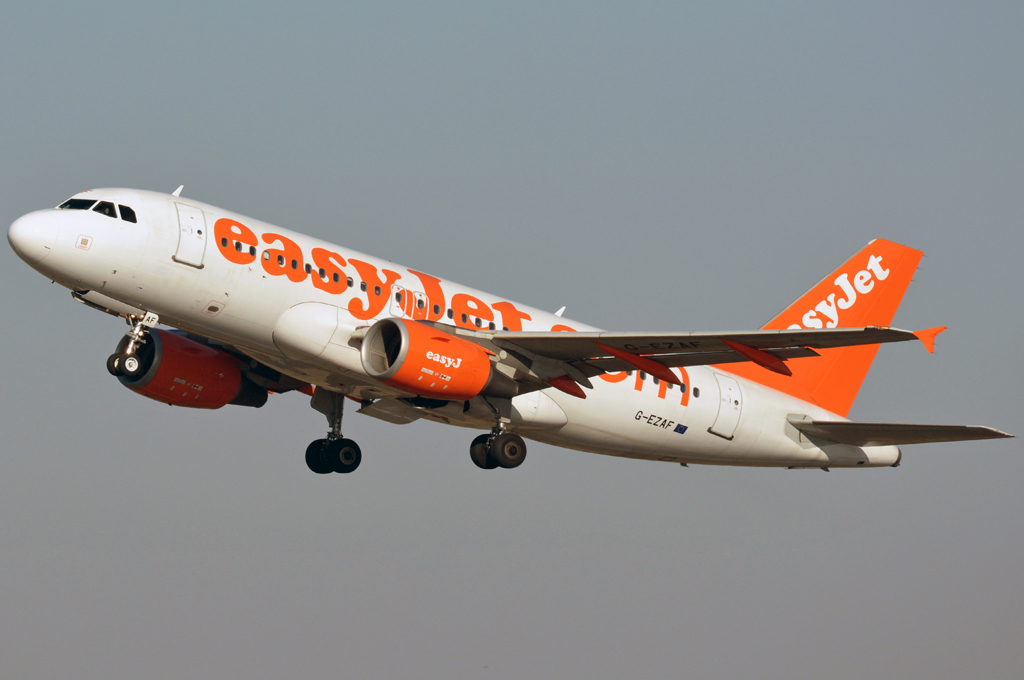 G-EZAF · Airbus A319-111 · (CPH / EKCH)