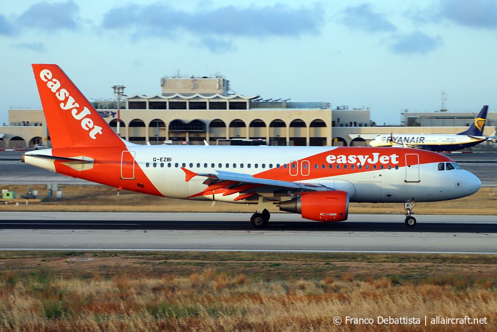G-EZBI · Airbus A319-111 · (MLA / LMML)