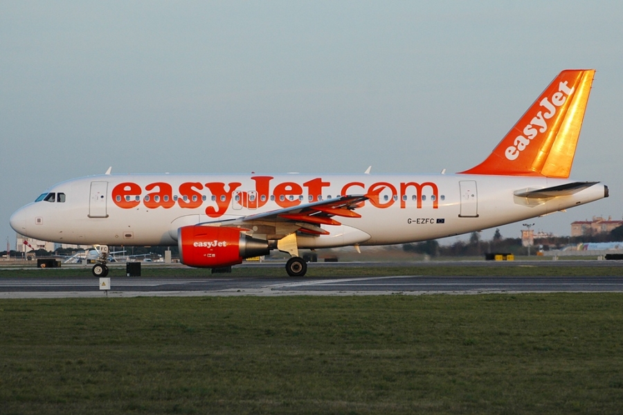G-EZFC · Airbus A319-111 · (LIS / LPPT)