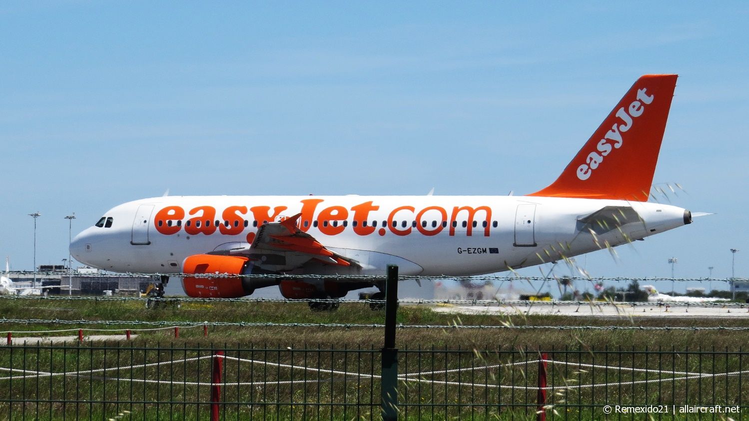 G-EZGM · Airbus A319-111 · (LIS / LPPT)