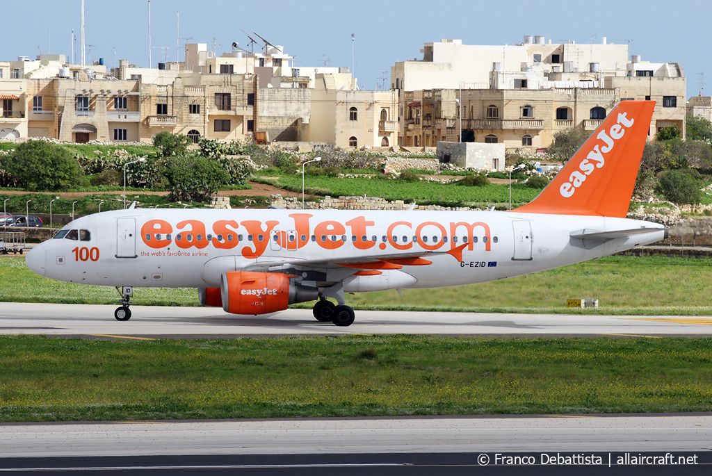 G-EZID · Airbus A319-111 · (MLA / LMML)