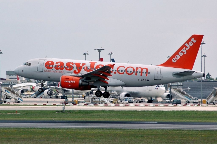 G-EZIV · Airbus A319-111 · (LIS / LPPT)