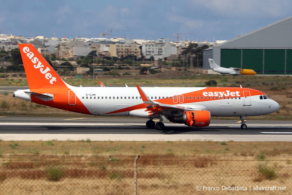 G-EZWI · Airbus A320-214(WL) · (MLA / LMML)