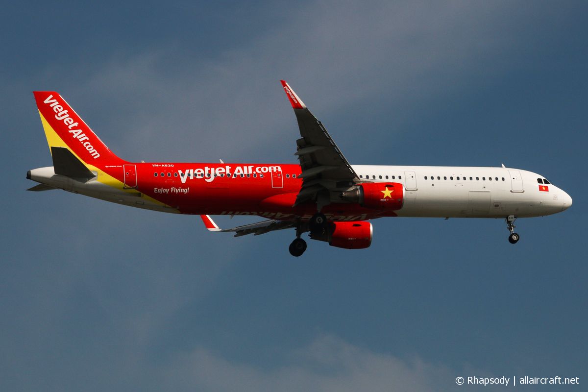 VN-A630 · Airbus A321-211 · (SIN / WSSS)