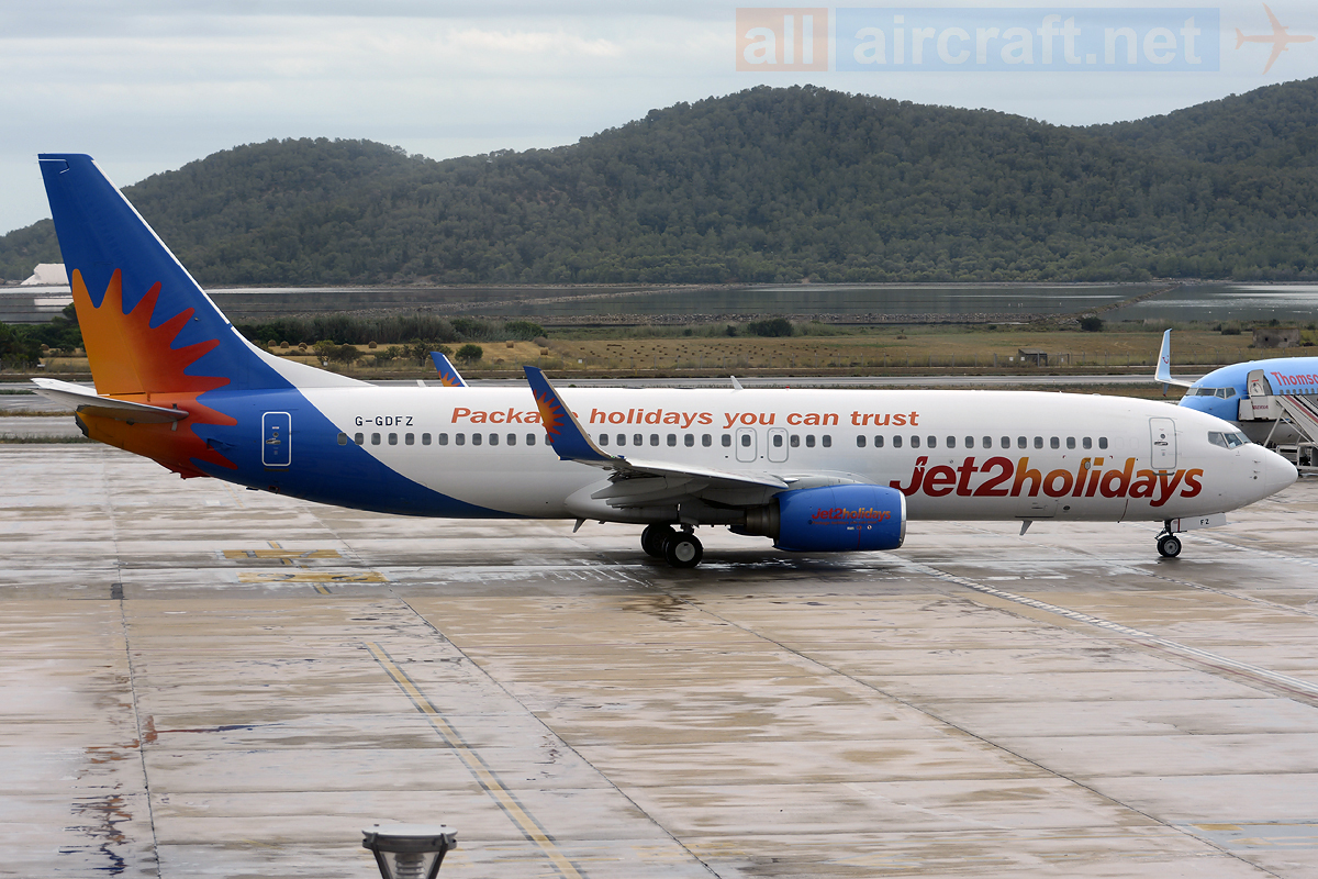 G-GDFZ · Boeing 737-86Q(WL) · (IBZ / LEIB)