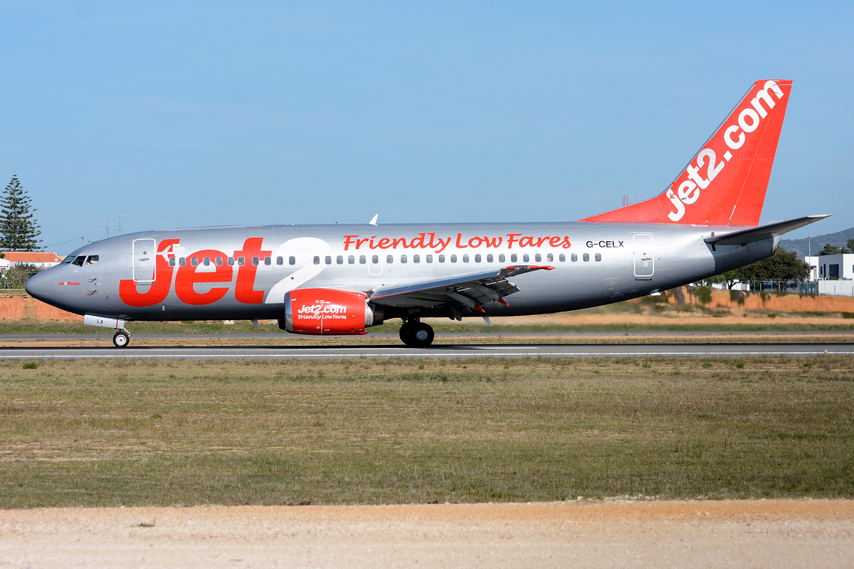 G-CELX · Boeing 737-377(QC) · (FAO / LPFR)