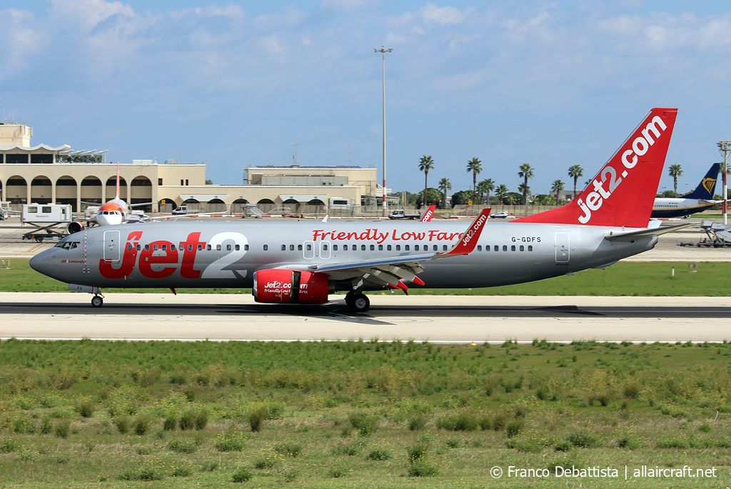 G-GDFS · Boeing 737-86N(WL) · (MLA / LMML)