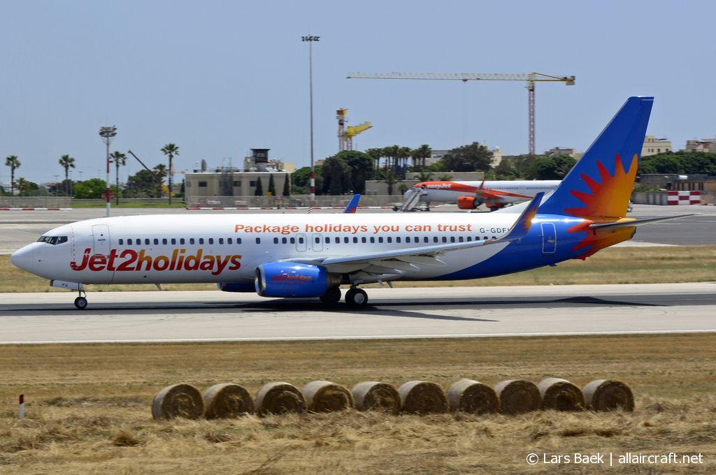 G-GDFU · Boeing 737-8K5(WL) · (MLA / LMML)