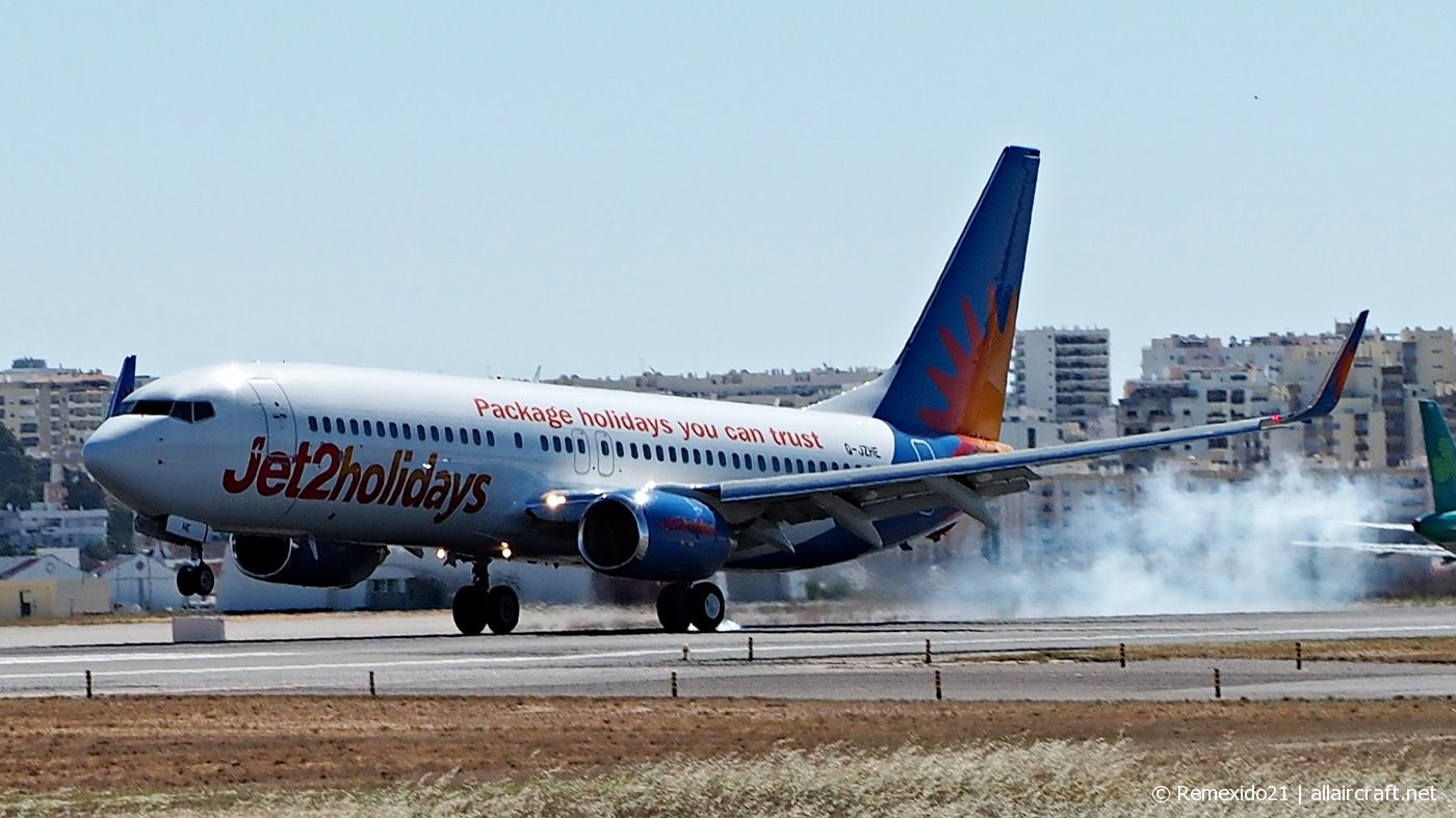 G-JZHE · Boeing 737-8K2(WL) · (FAO / LPFR)