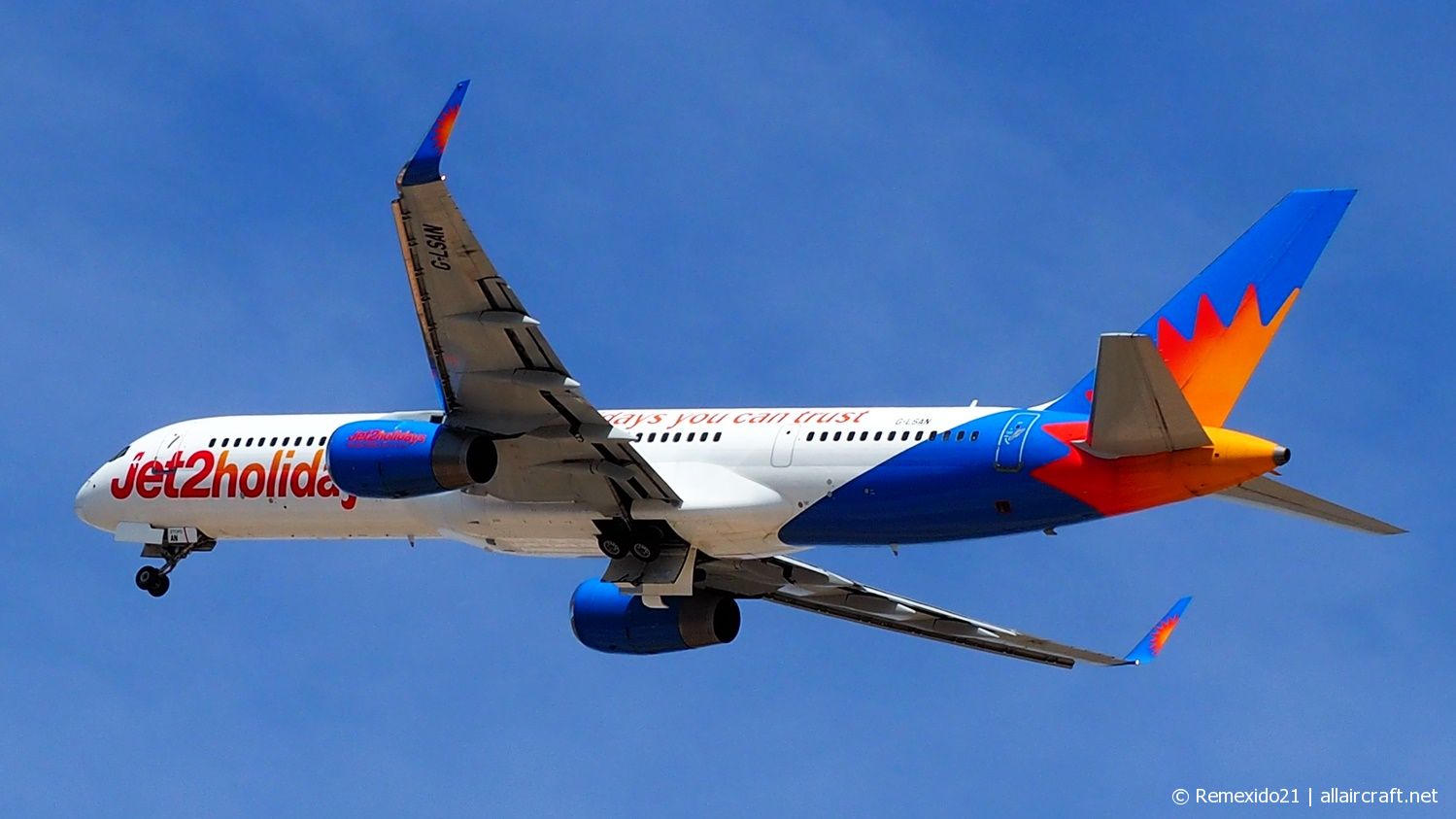 G-LSAN · Boeing 757-2K2(WL) · (FAO / LPFR)