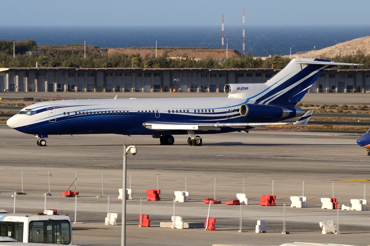 M-STAR · Boeing 727-2X8(A)(RE)(WL) · (LPA / GCLP)