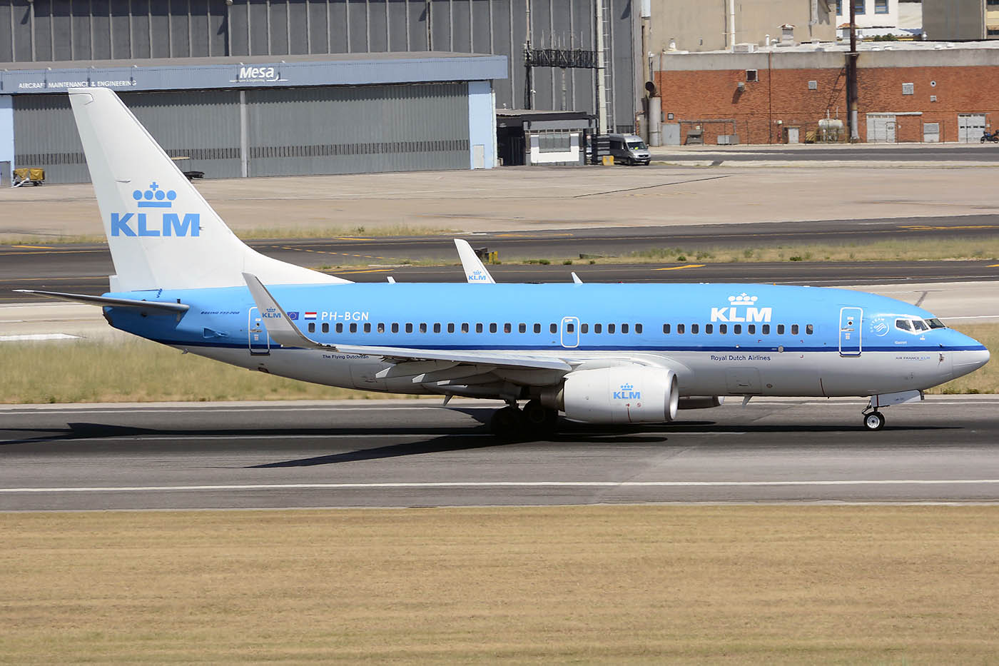 PH-BGN · Boeing 737-7K2(WL) · (LIS / LPPT)