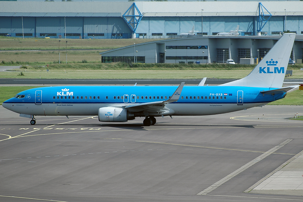 PH-BXB · Boeing 737-8K2(WL) · (AMS / EHAM)
