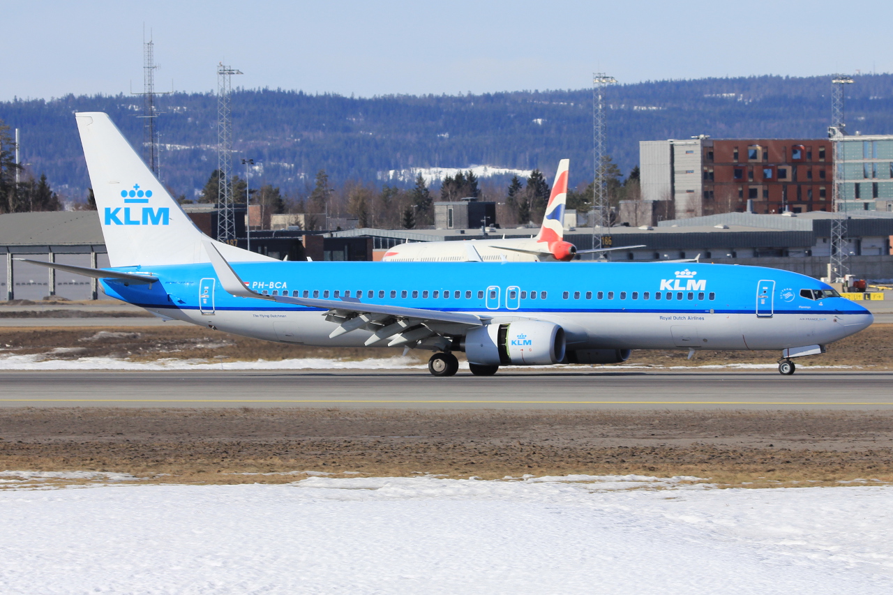 PH-BCA · Boeing 737-8K2(WL) · (OSL / ENGM)
