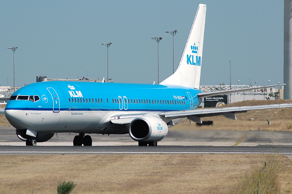 PH-BXN · Boeing 737-8K2(WL) · (LIS / LPPT)