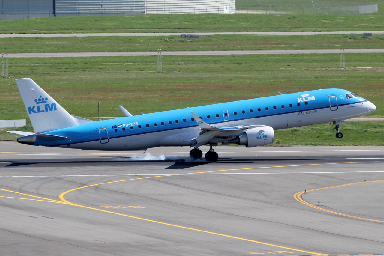 PH-EZR · Embraer 190-100STD · (TLS / LFBO)